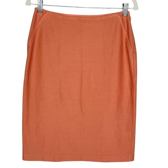 St. John Wool Blend Santana Knit Peach Lightweight Pencil Knee Length Skirt Sz 4 - Picture 1 of 10